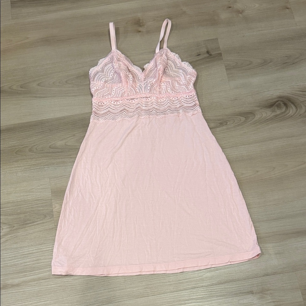 Cosabella made in Italy small Elegant Pink Lace Chemise/Slip